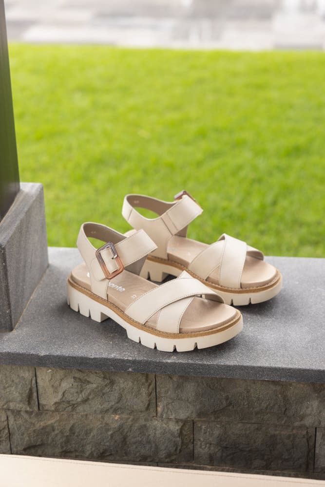 Sandales pour femme blanches grande pointure